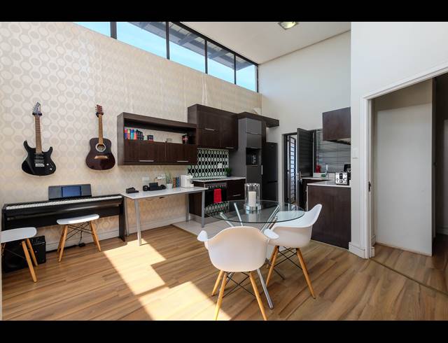 2 BEDROOM APARTMENT FOR SALE IN RIVONIA